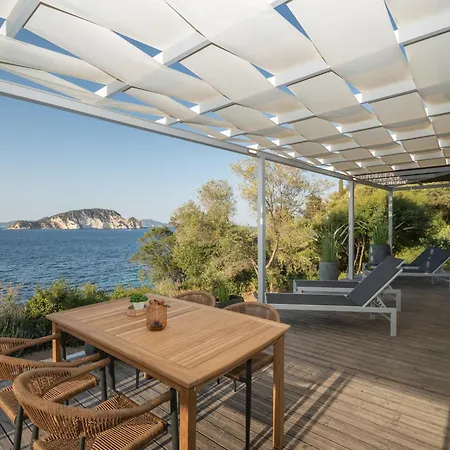 Cavo- With Private Sea Access Villa *